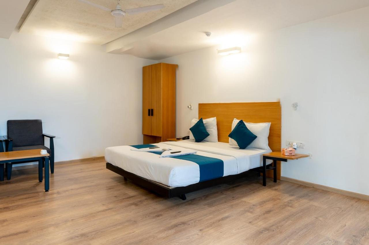 Hotel Arma Town House มุมไบ ภายนอก รูปภาพ