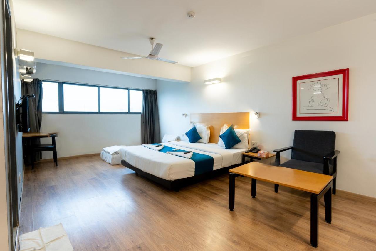 Hotel Arma Town House มุมไบ ภายนอก รูปภาพ
